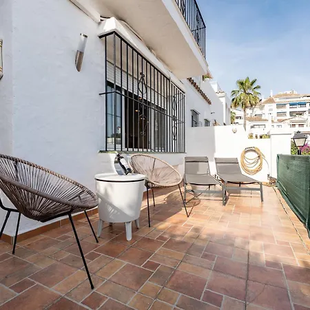 Ct 200 - Marina - Puerto Banus *